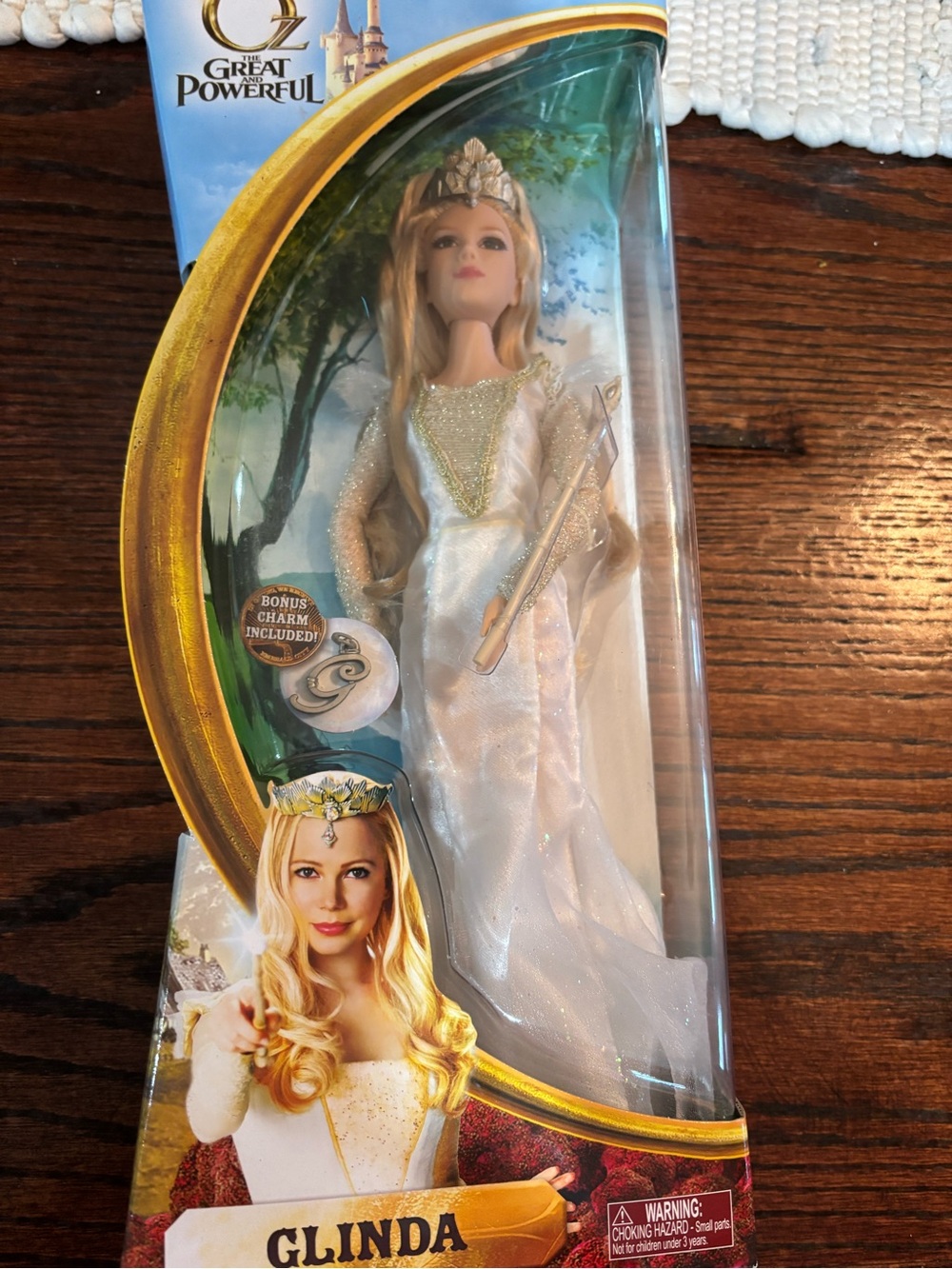 New Disney Oz The Great and Powerful 12-inch Glinda fashion doll